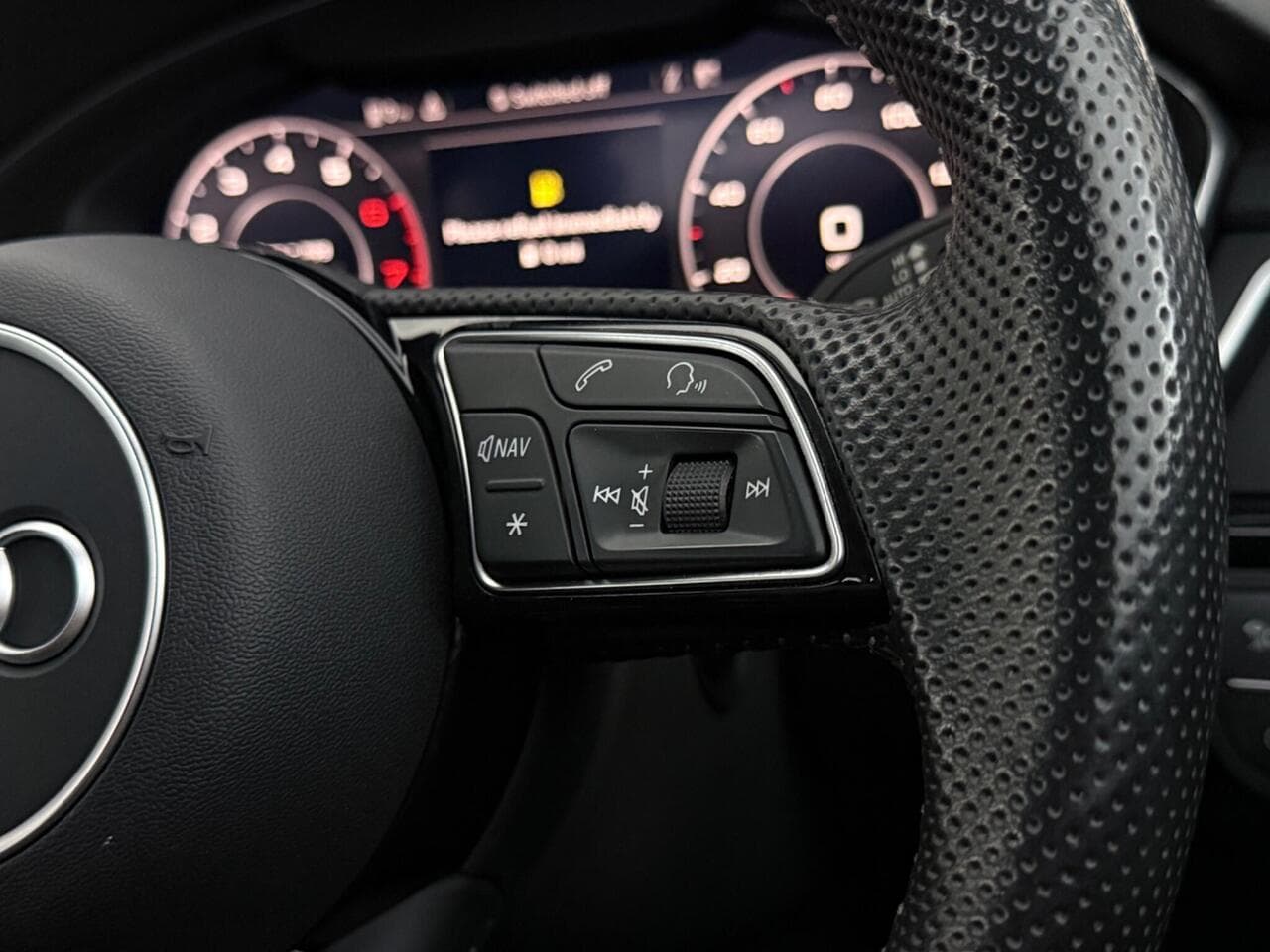 Audi A4 Avant thumbnail Misc Controls