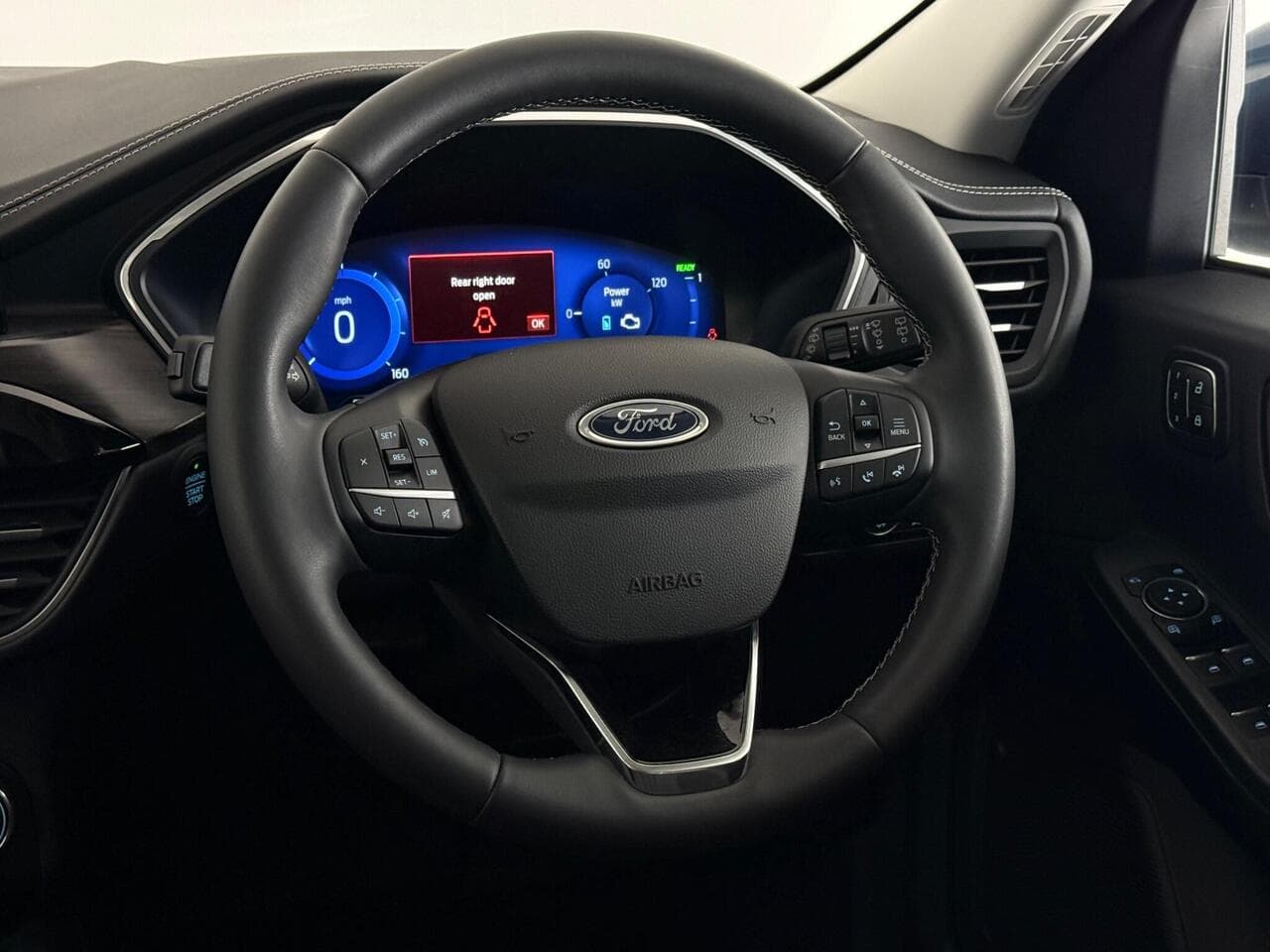 Ford Kuga thumbnail Steering Wheel