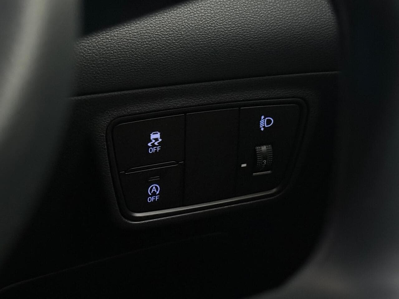 Hyundai TUCSON thumbnail Misc Controls