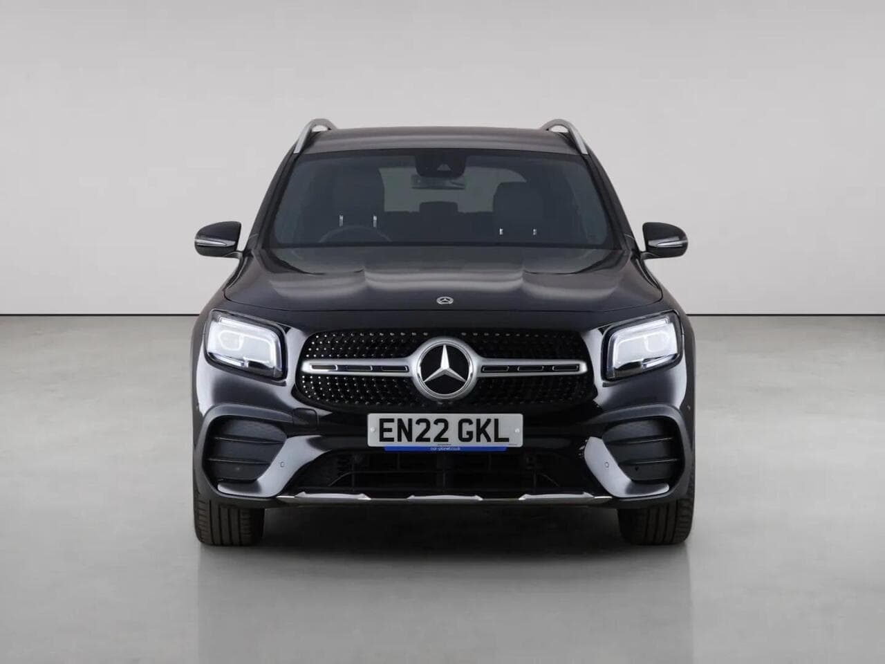 Mercedes-Benz GLB thumbnail Front