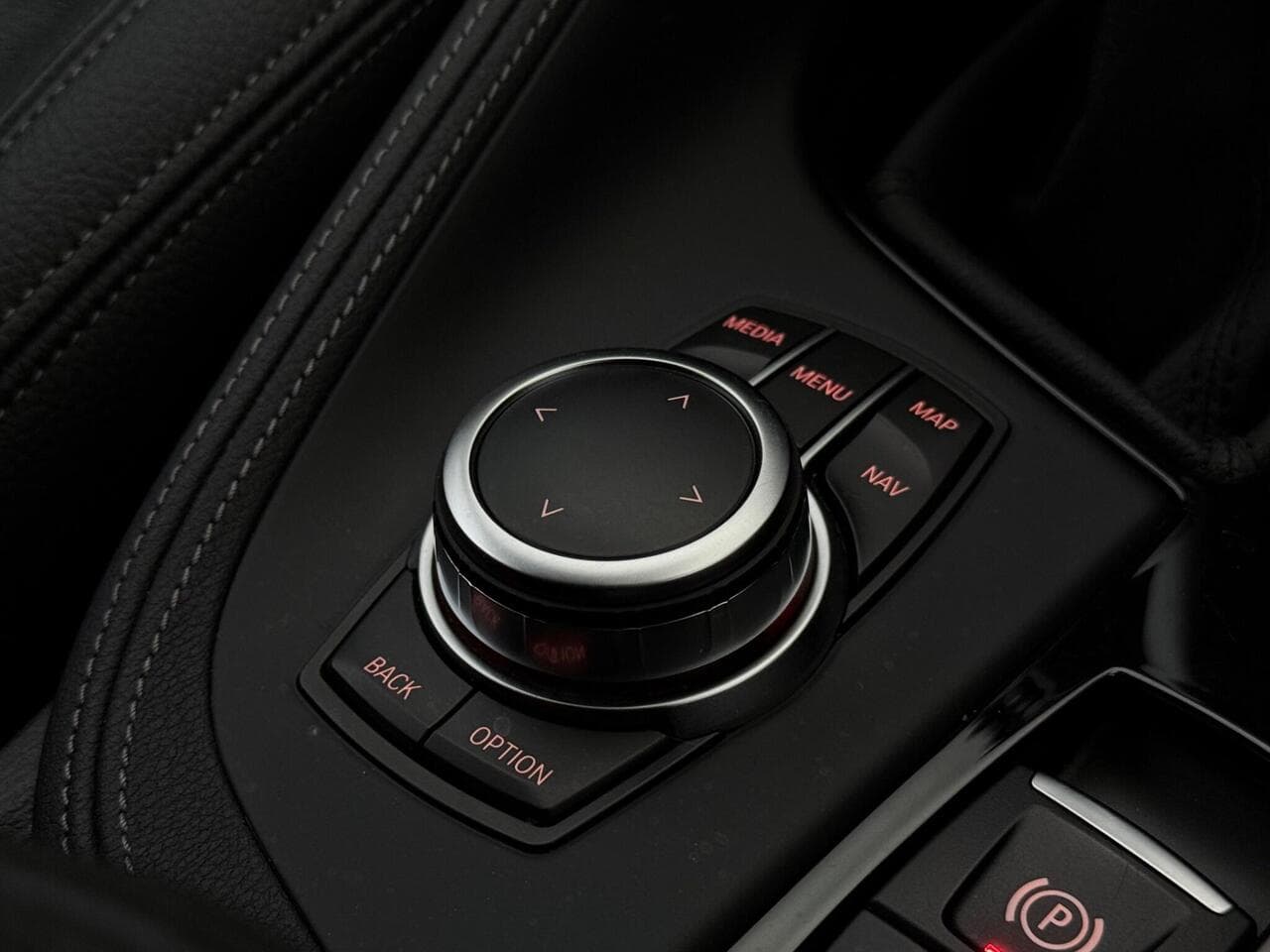 BMW X1 thumbnail Misc Controls