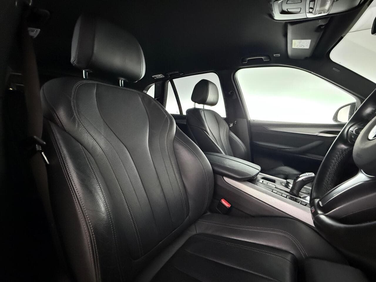 BMW X5 thumbnail Seat Driver