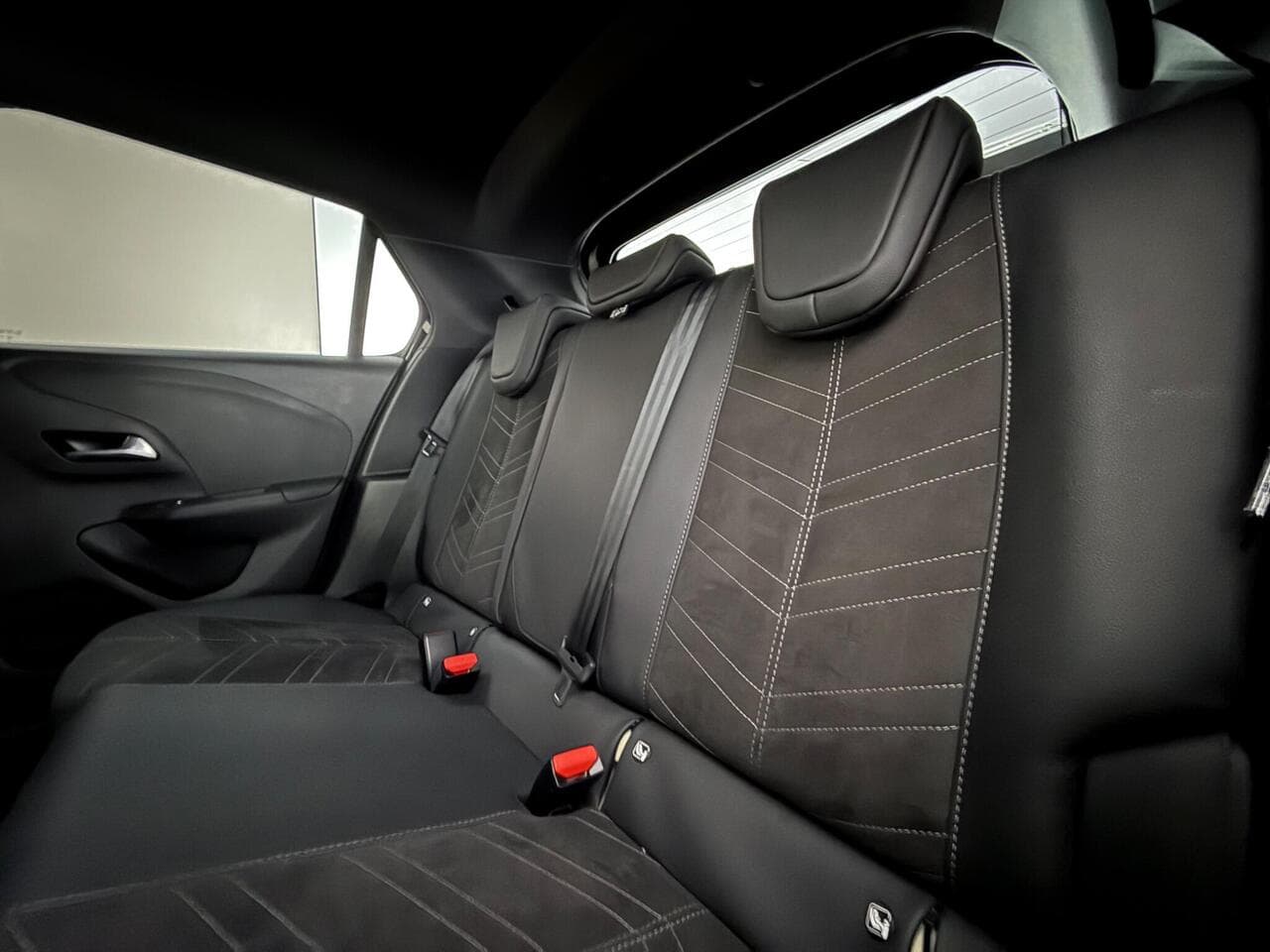 Vauxhall Corsa thumbnail Seats Rear