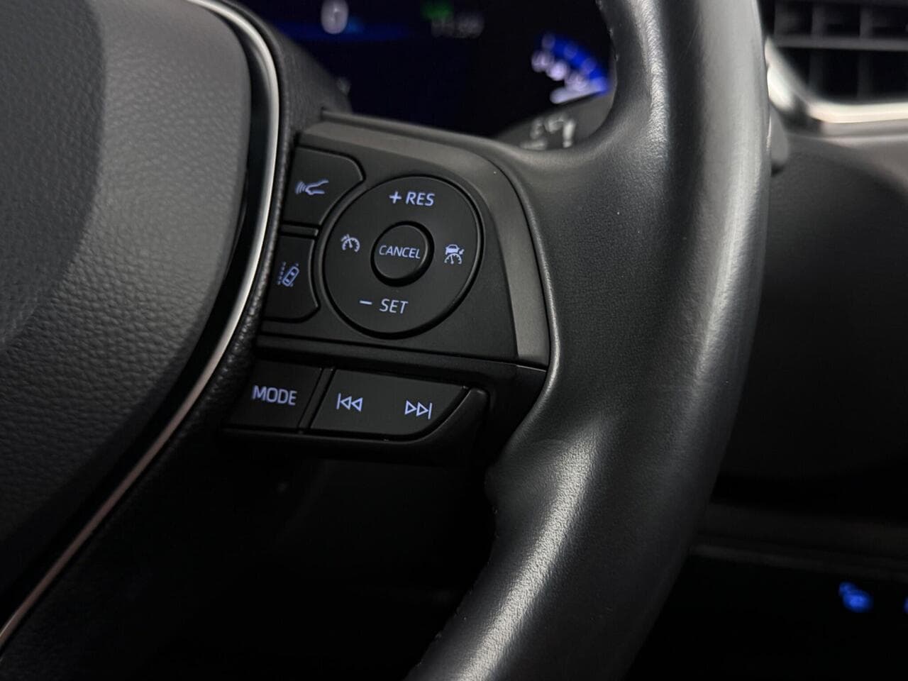 Toyota Corolla thumbnail Misc Controls