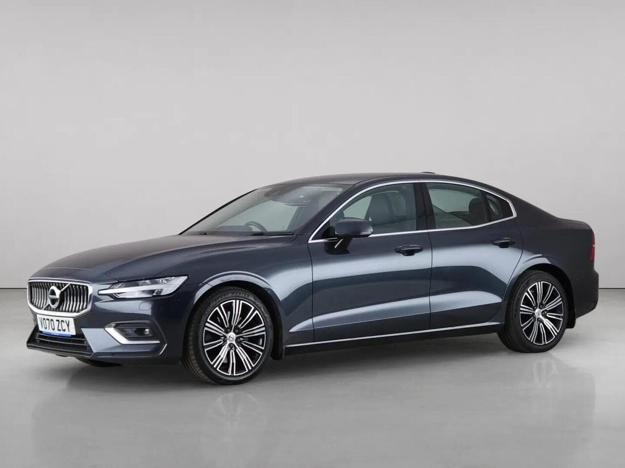Volvo S60 thumbnail Front Left