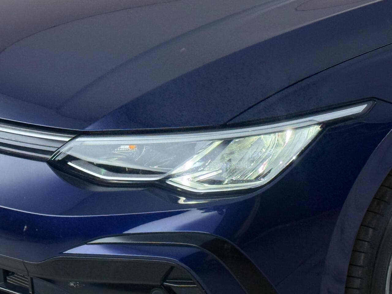 Volkswagen Golf thumbnail Lights Front