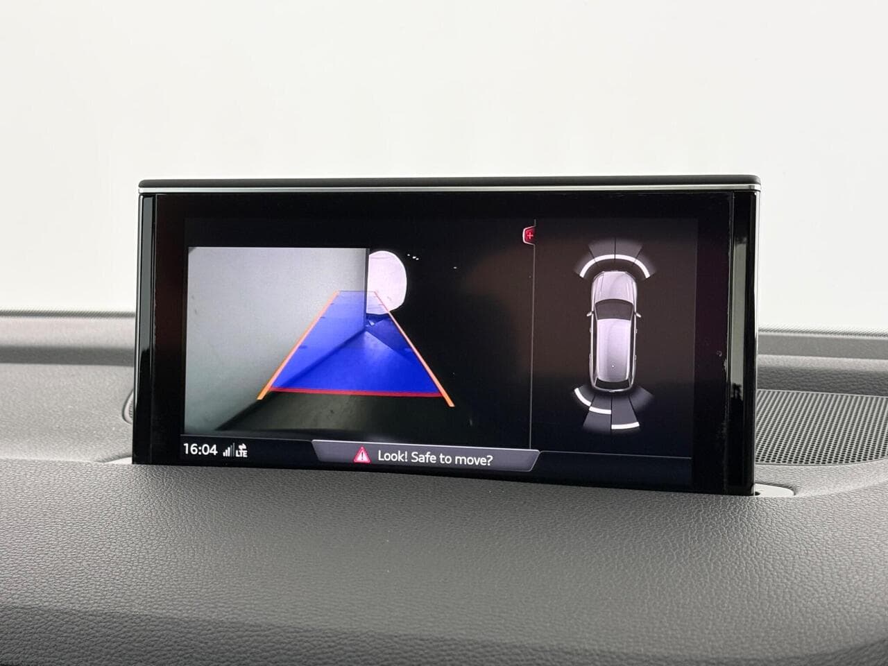 Audi Q7 thumbnail Infotainment System