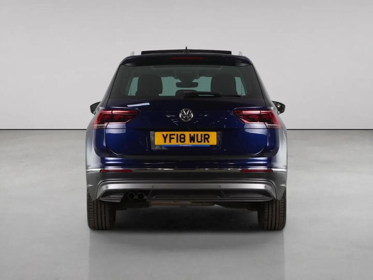 Volkswagen Tiguan thumbnail Rear