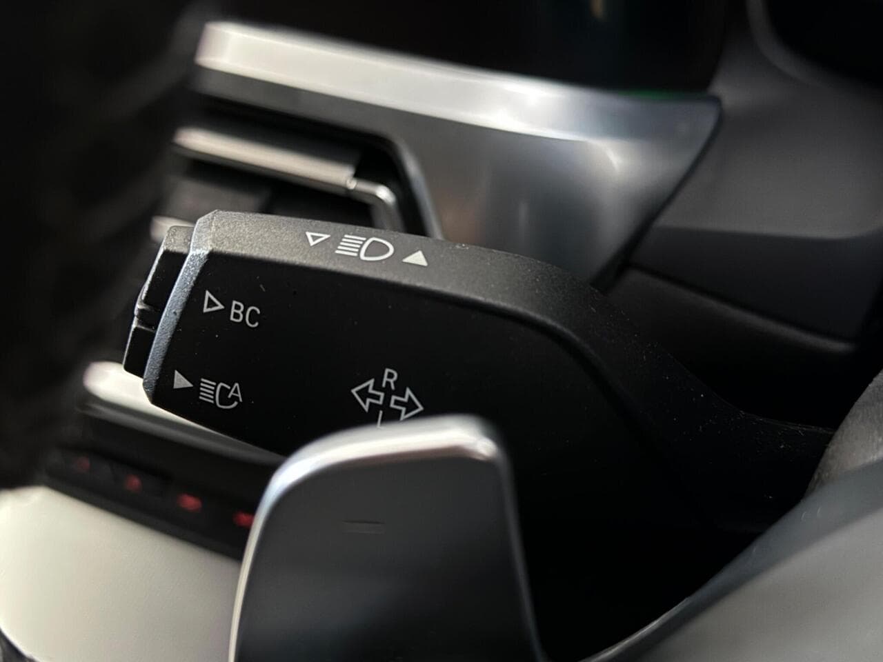 BMW 3 Series thumbnail Misc Controls