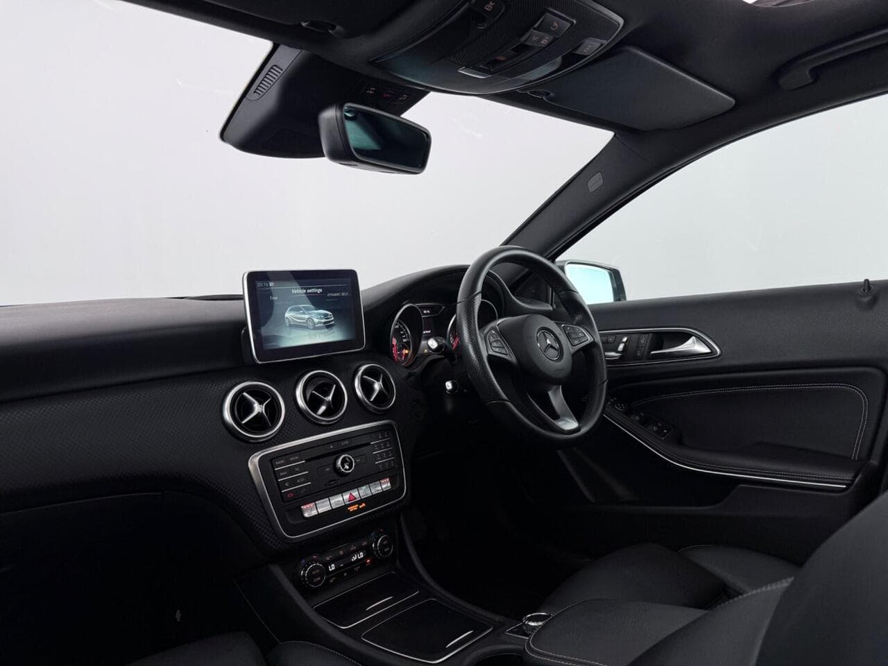 Mercedes-Benz A Class thumbnail Interior Front
