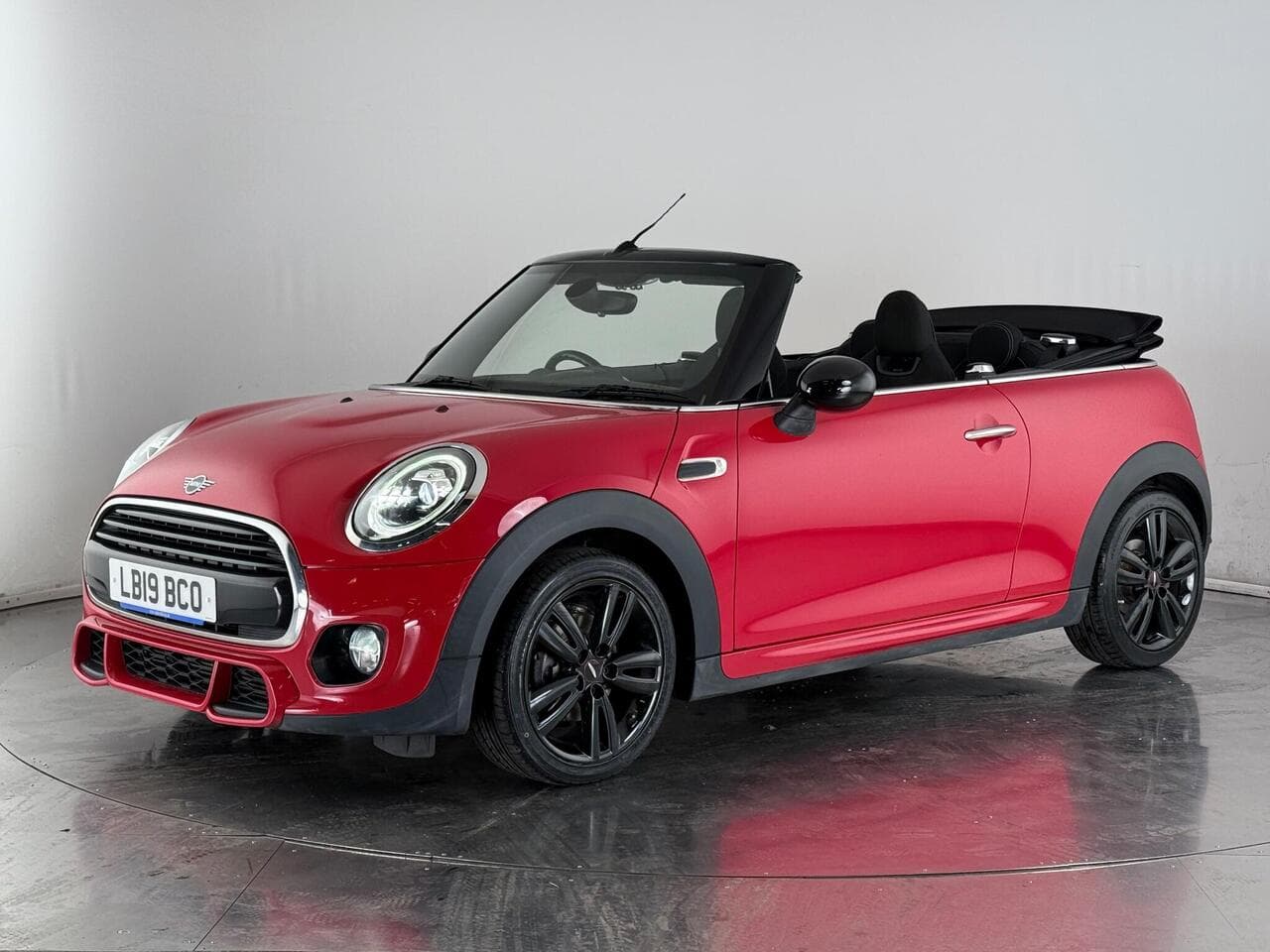 MINI Convertible thumbnail Front Left