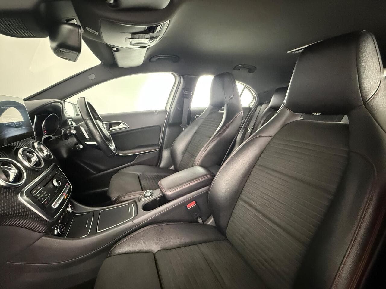 Mercedes-Benz A Class thumbnail Seat Front Passenger