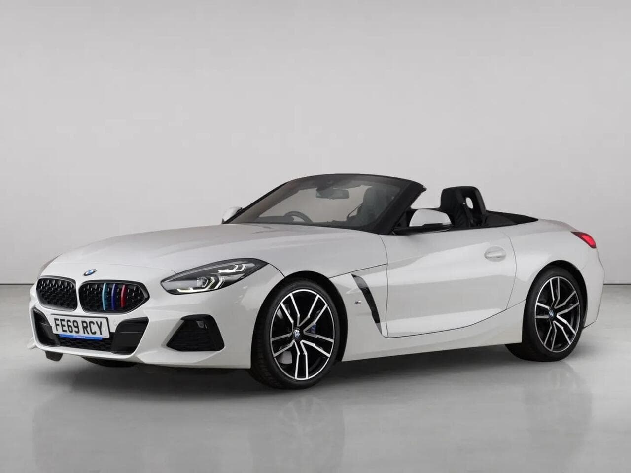 BMW Z4 thumbnail Front Left