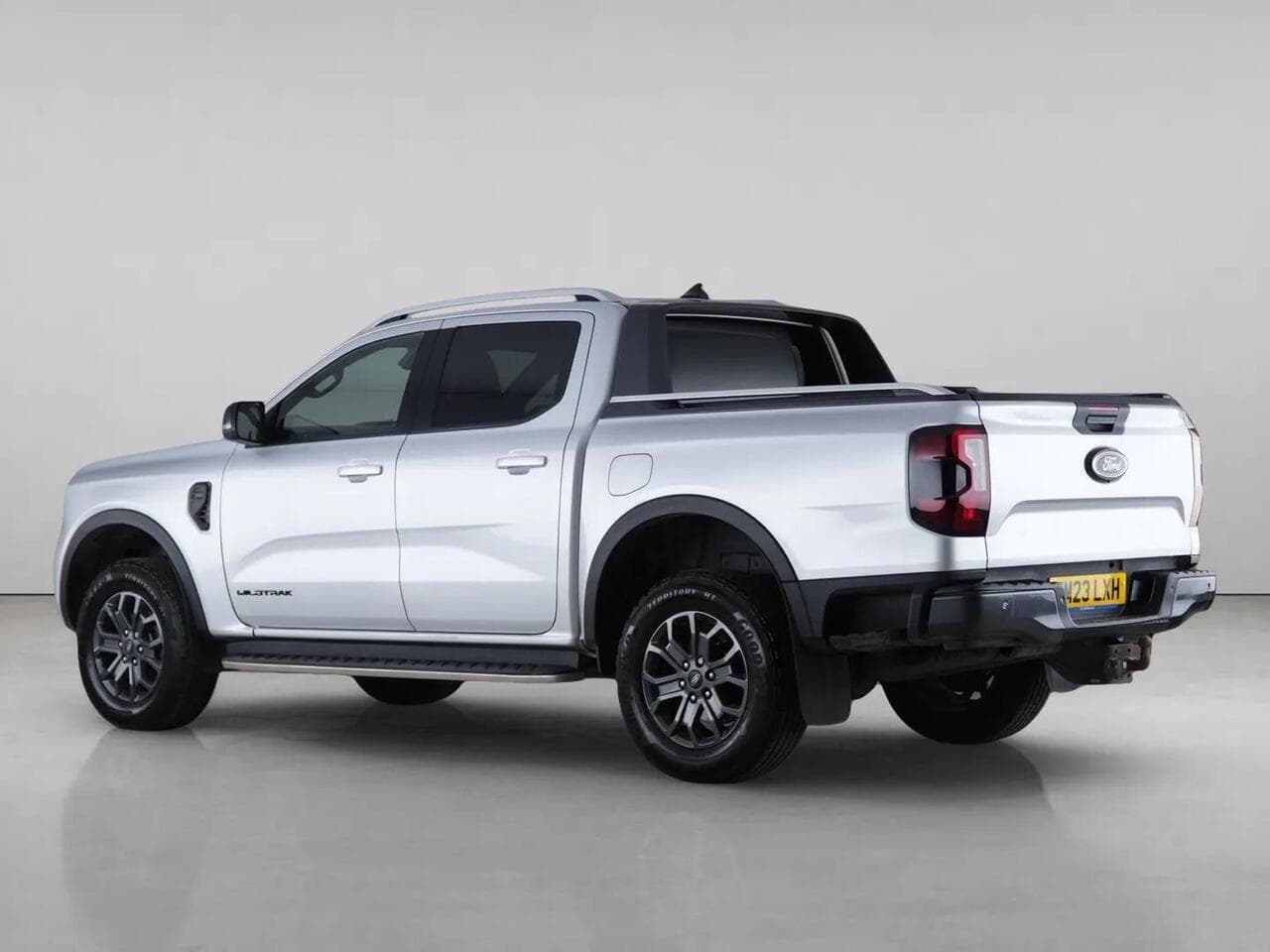 Ford Ranger thumbnail Rear Left