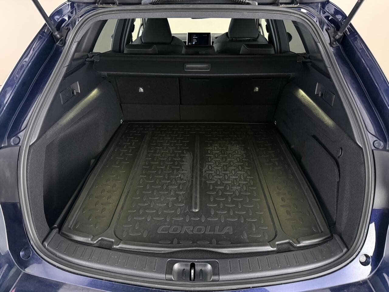 Toyota Corolla thumbnail Boot