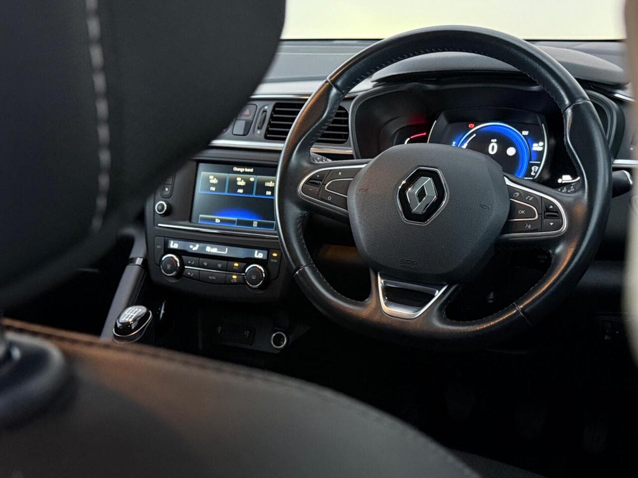 Renault Kadjar thumbnail Steering Wheel