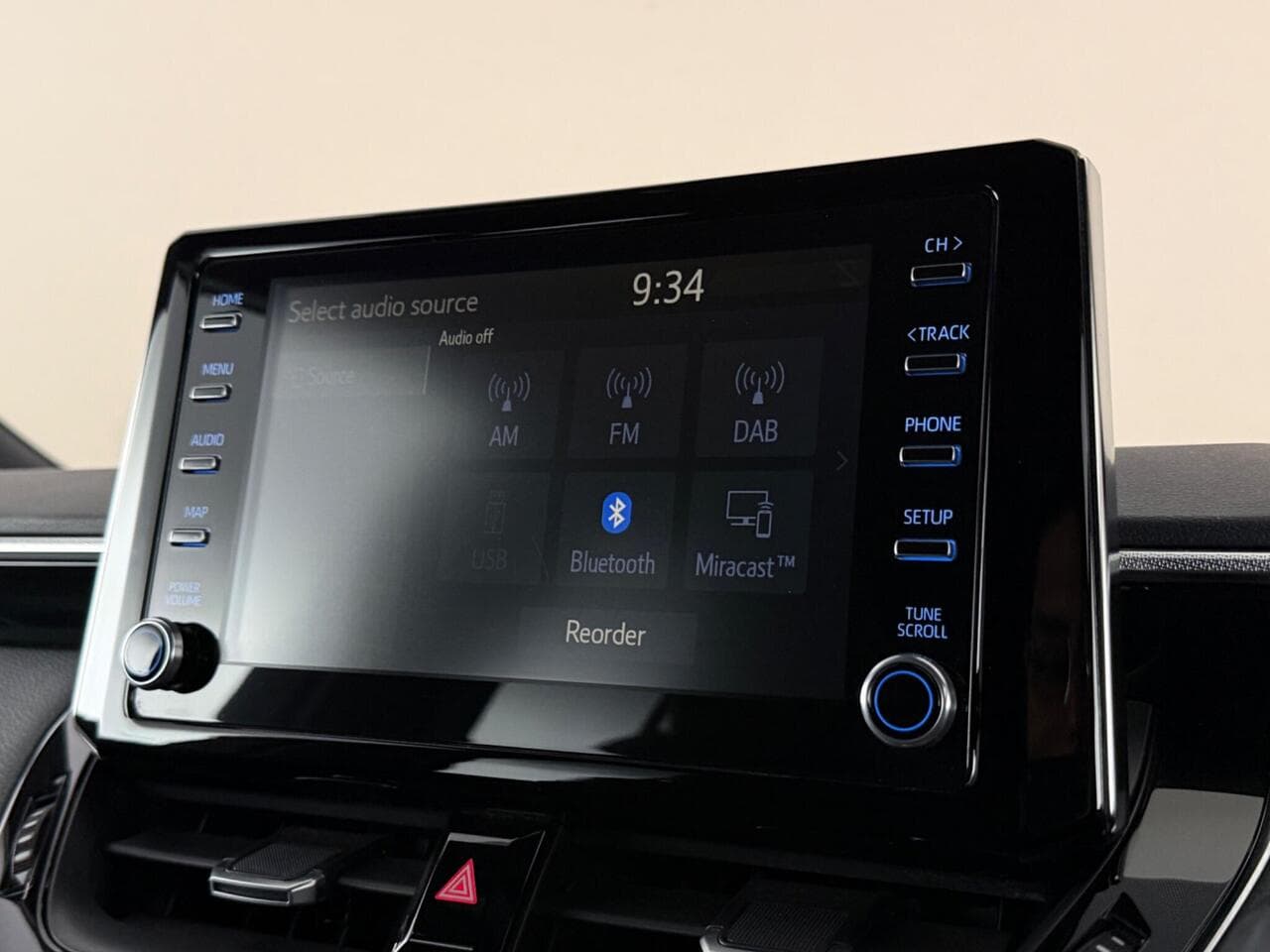 Toyota Corolla thumbnail Infotainment System