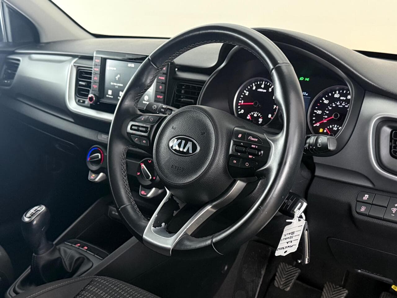 Kia Stonic thumbnail Steering Wheel