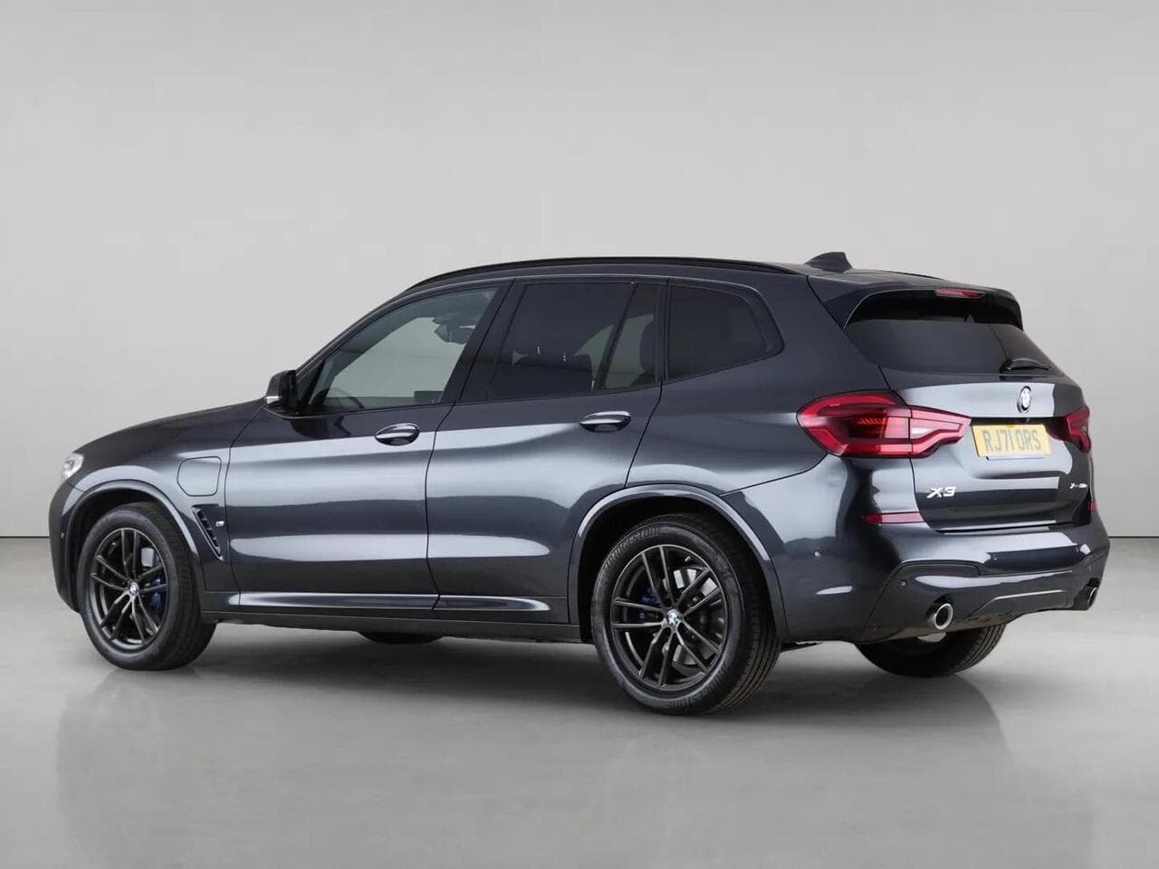 BMW X3 thumbnail Rear Left