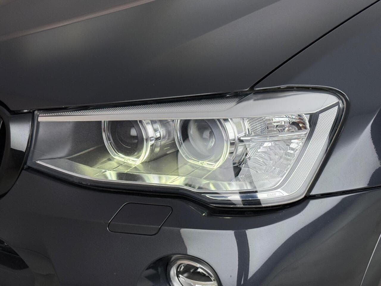 BMW X4 thumbnail Lights Front