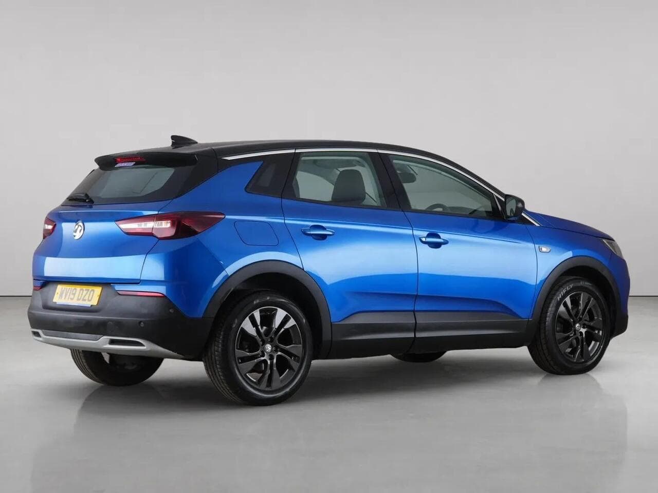 Vauxhall Grandland X thumbnail Rear Right