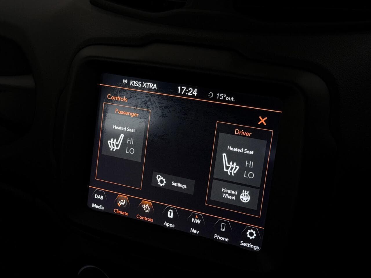 Jeep Renegade thumbnail Infotainment System