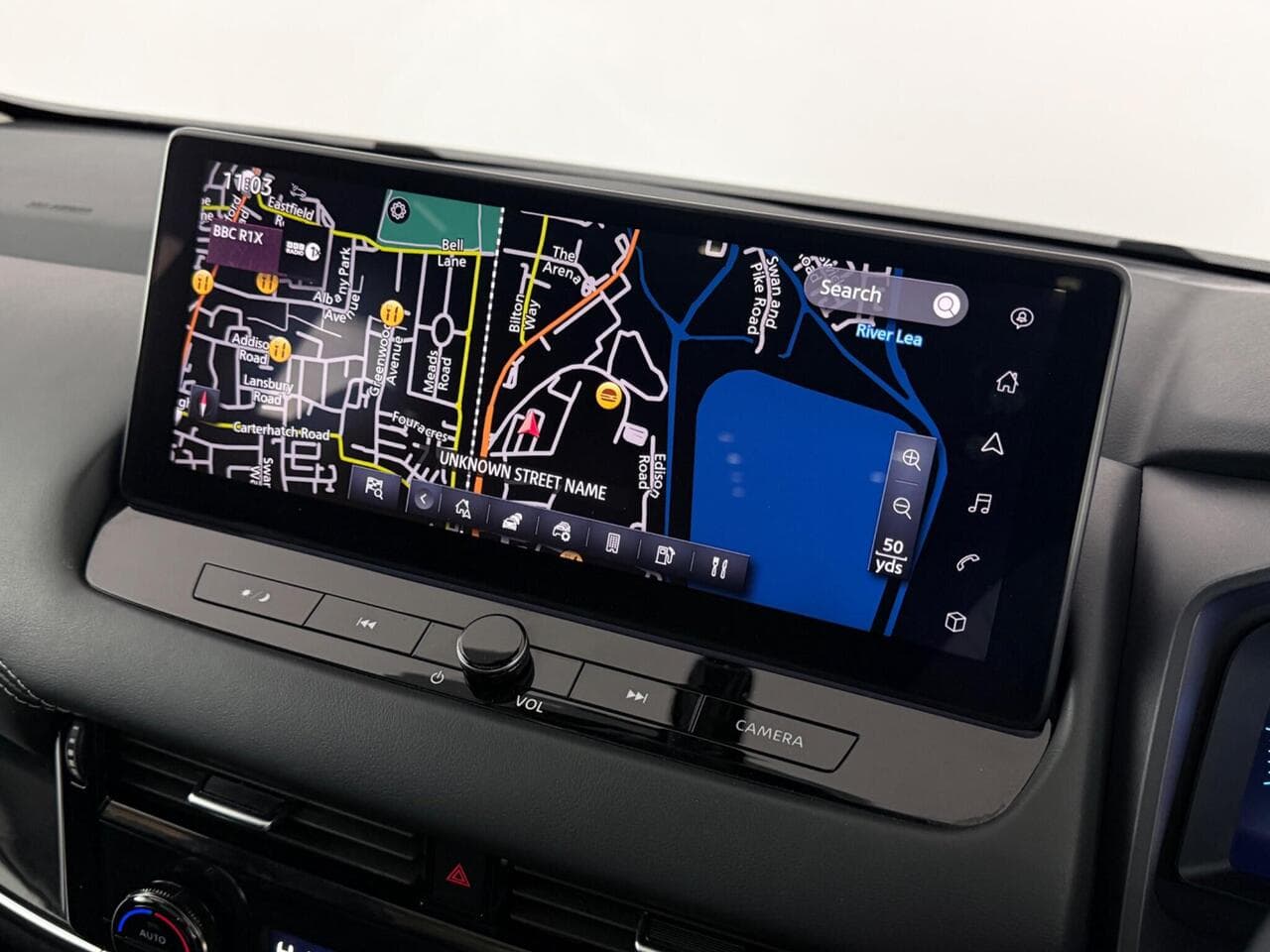 Nissan Qashqai thumbnail Infotainment System