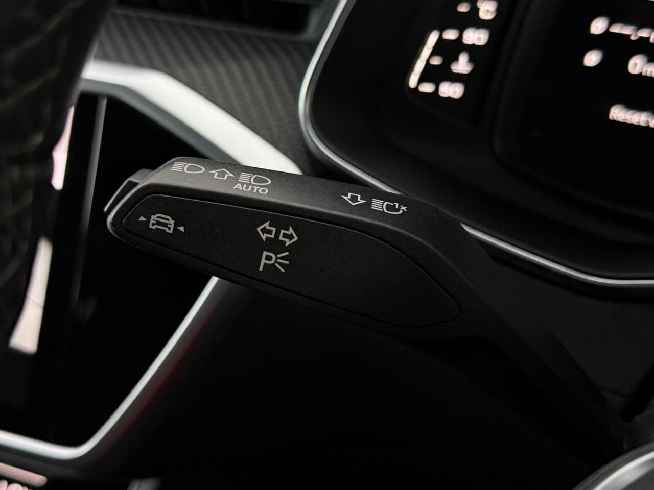 Audi A6 Avant thumbnail Misc Controls
