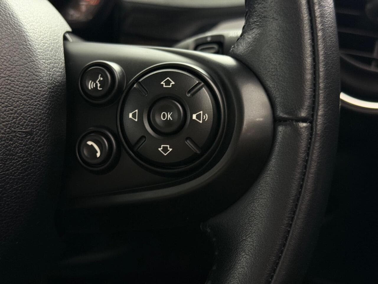 MINI Hatch thumbnail Misc Controls