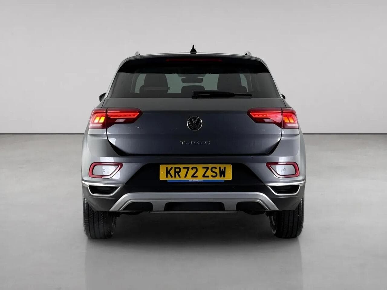 Volkswagen T-Roc thumbnail Rear