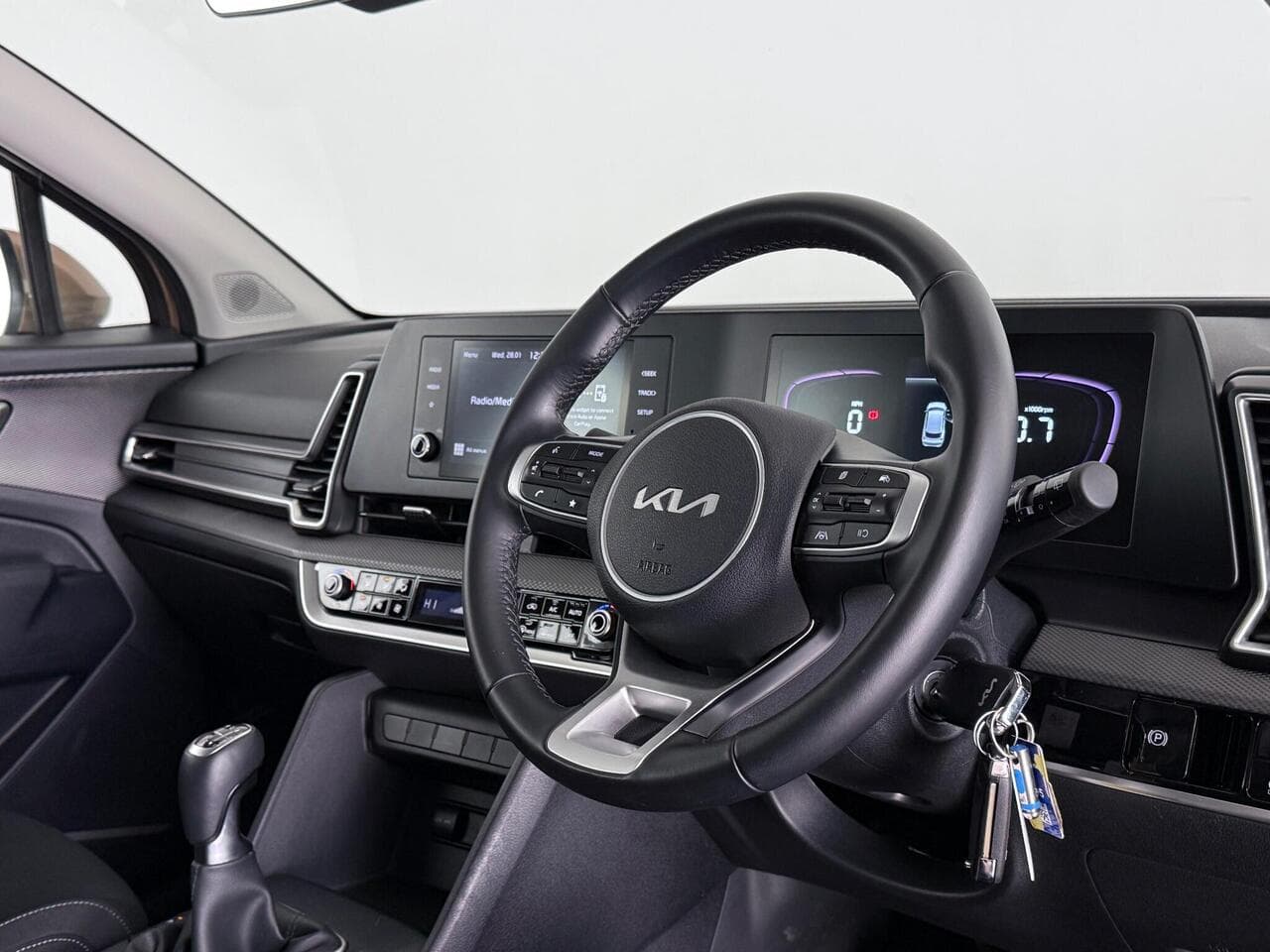 Kia Sportage thumbnail Interior Front
