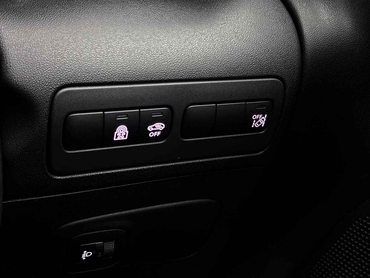 Citroen C3 Aircross thumbnail Misc Controls