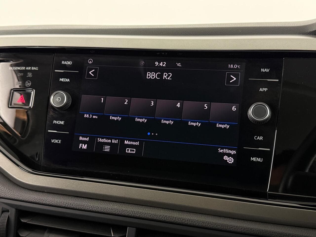 Volkswagen Polo thumbnail Infotainment System