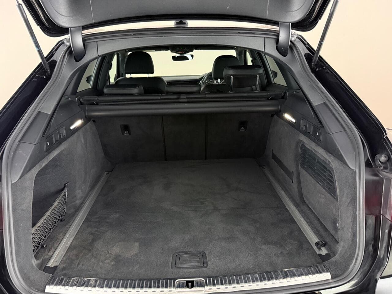 Audi A6 Avant thumbnail Boot