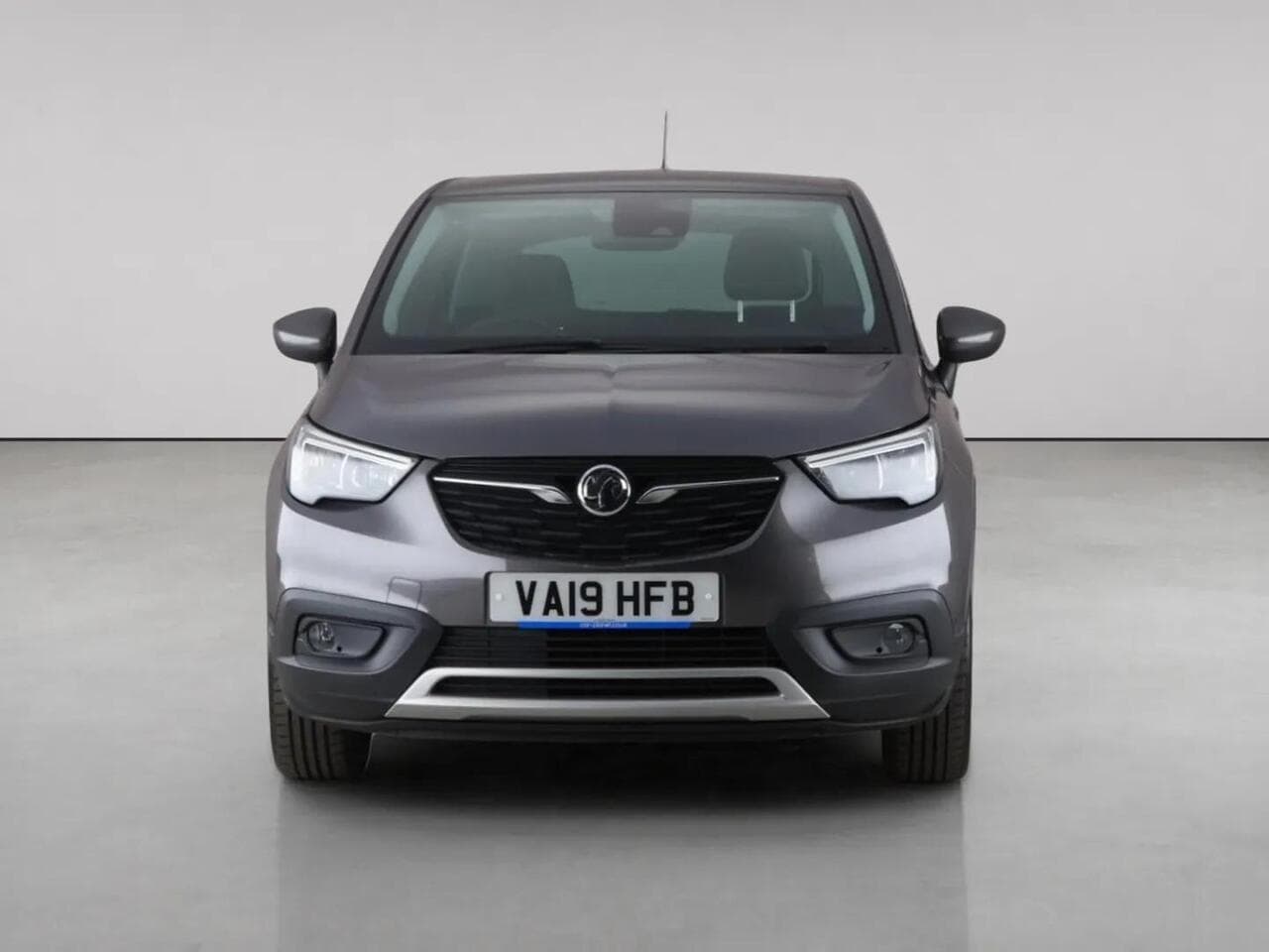 Vauxhall Crossland X thumbnail Front