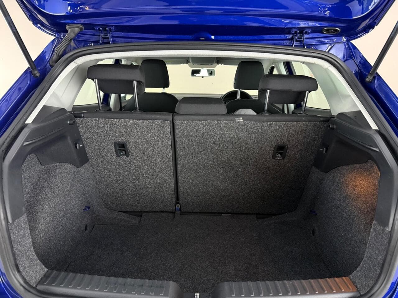 SEAT Ibiza thumbnail Boot