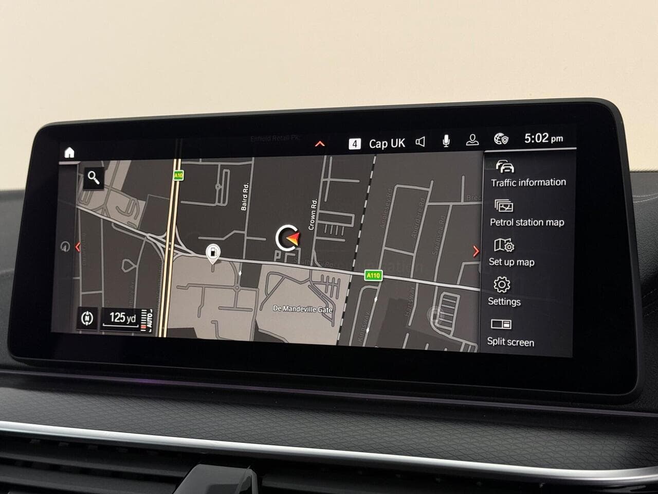 BMW 5 Series thumbnail Infotainment System