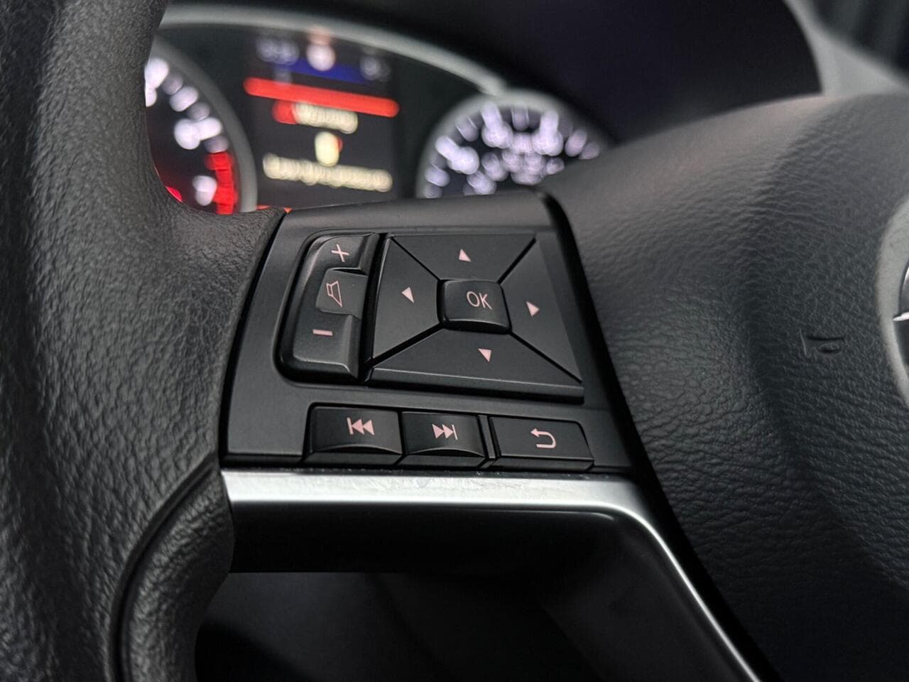 Nissan Micra thumbnail Misc Controls