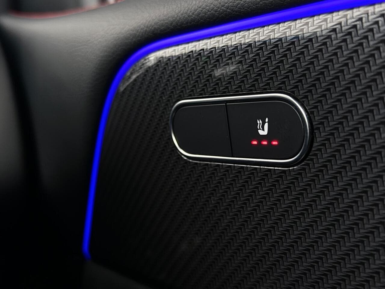 Mercedes-Benz GLB thumbnail Misc Controls