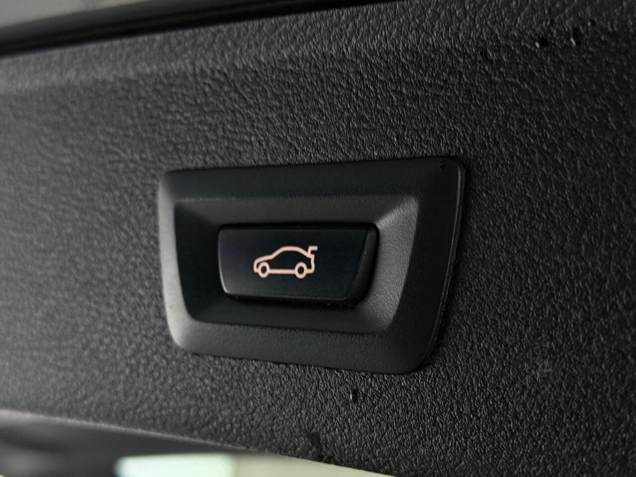BMW X3 thumbnail Misc Controls