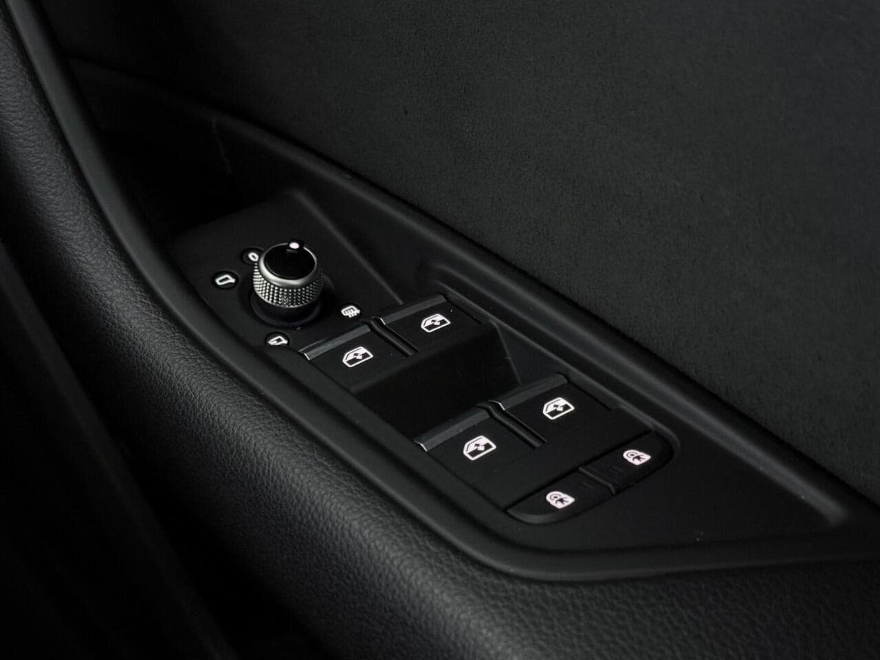 Audi A4 Avant thumbnail Misc Controls