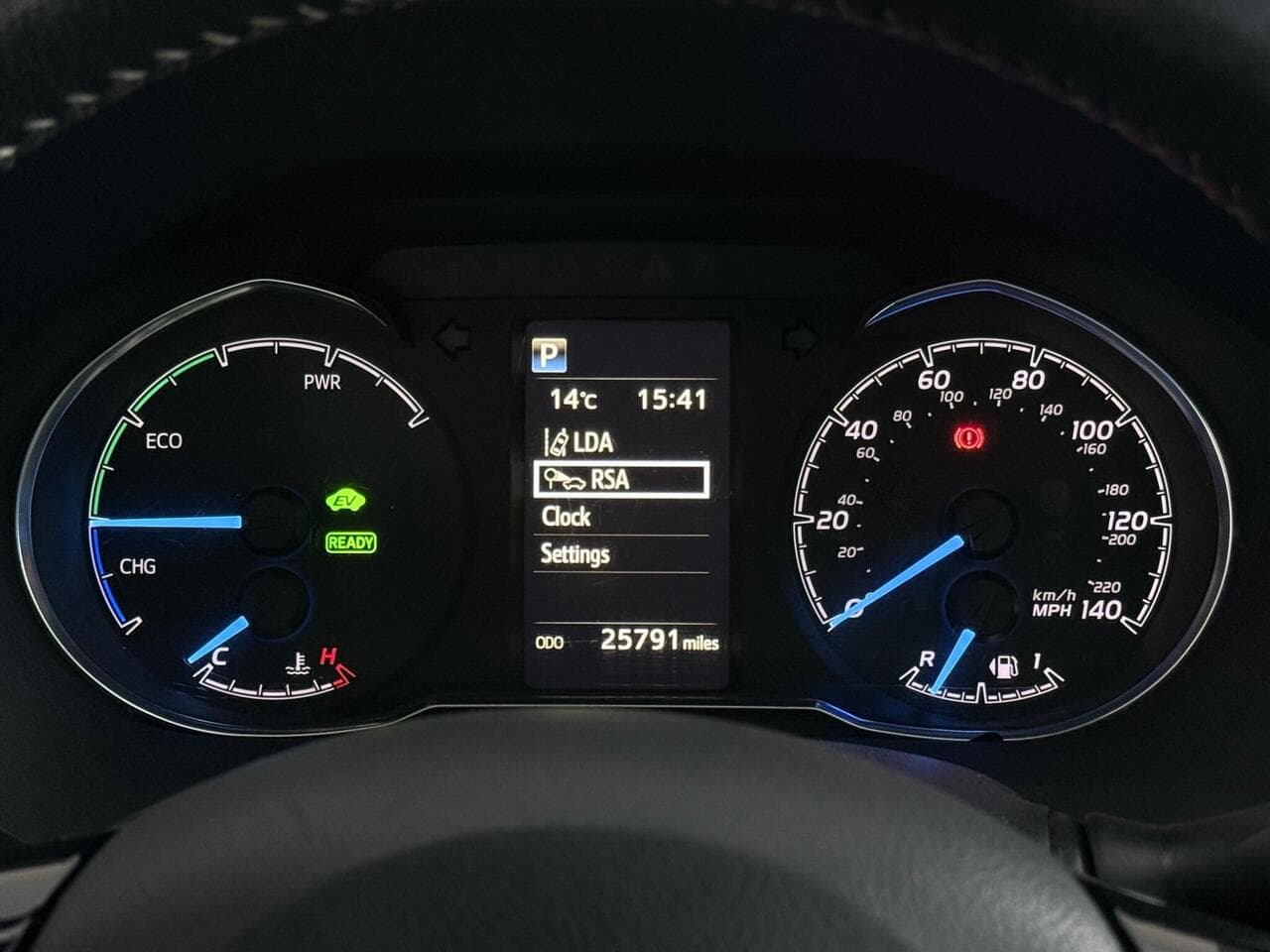 Toyota Yaris thumbnail Driver Instruments
