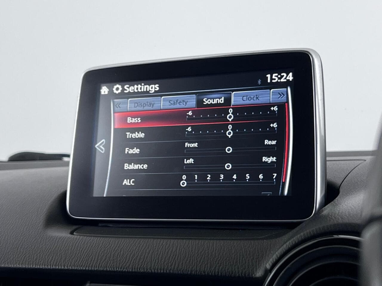 Mazda CX-3 thumbnail Infotainment System
