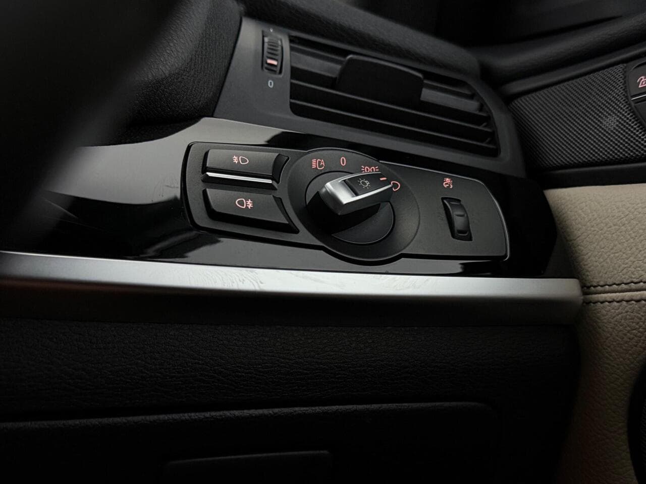 BMW X4 thumbnail Misc Controls