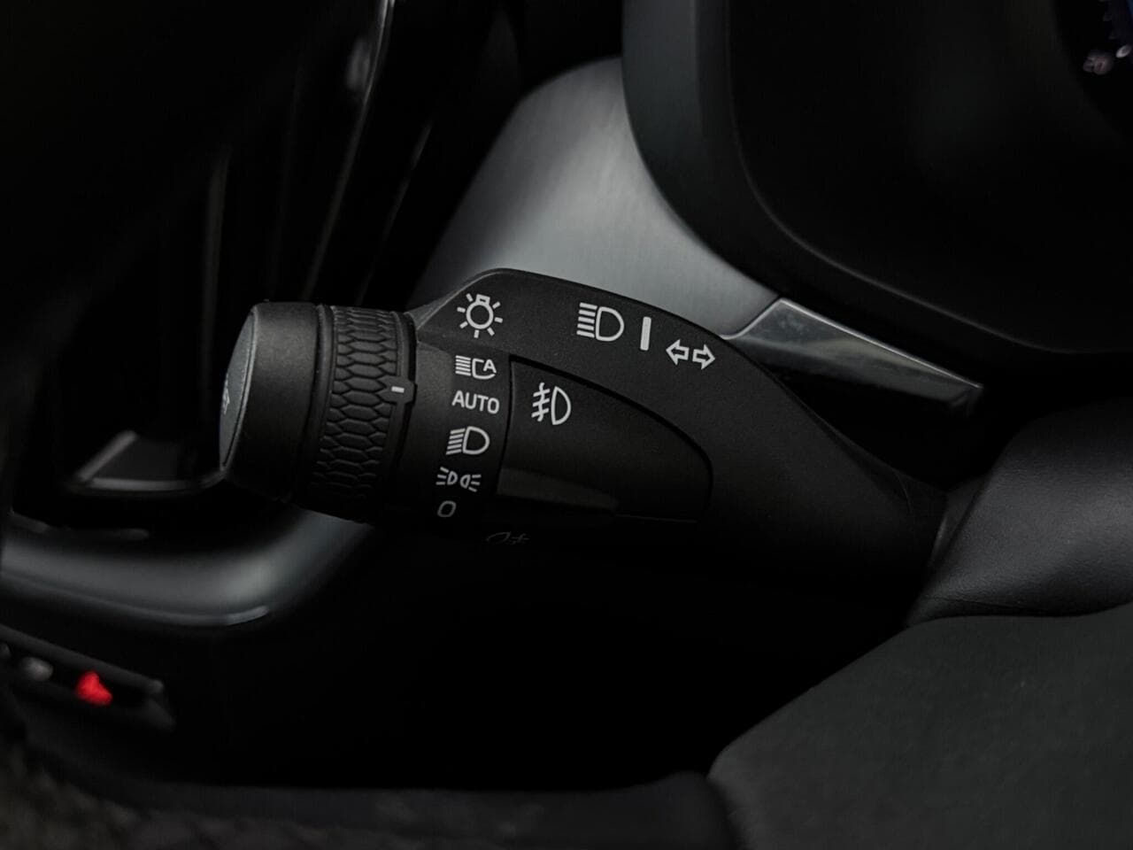 Volvo XC60 thumbnail Misc Controls