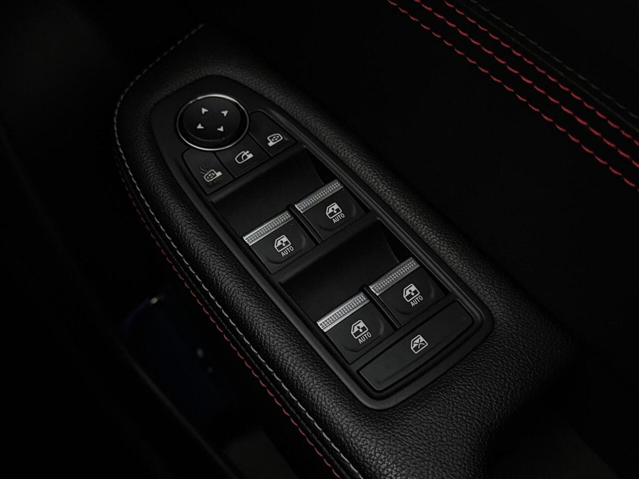 Renault Arkana thumbnail Misc Controls