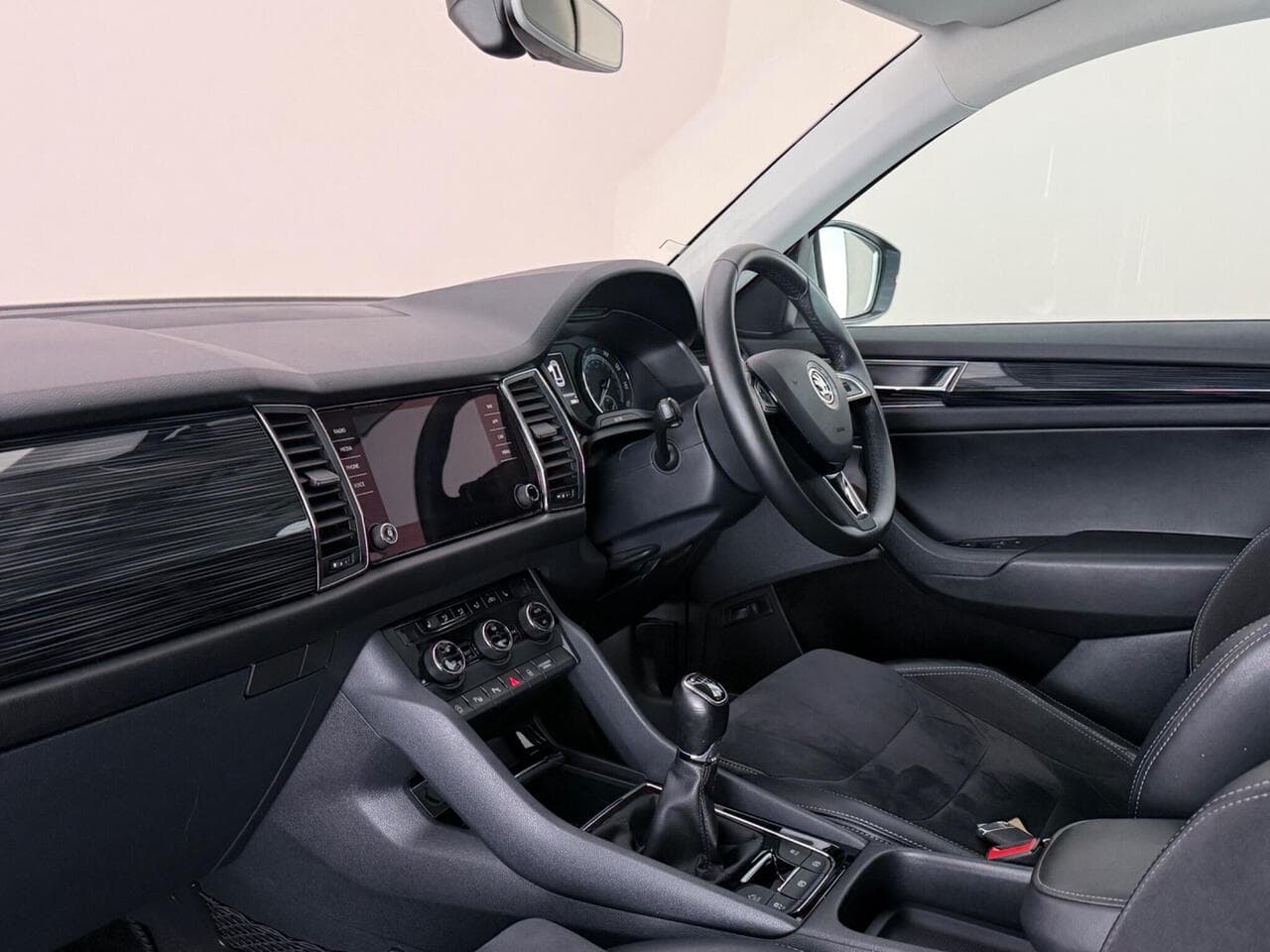 Skoda Kodiaq thumbnail Interior Front