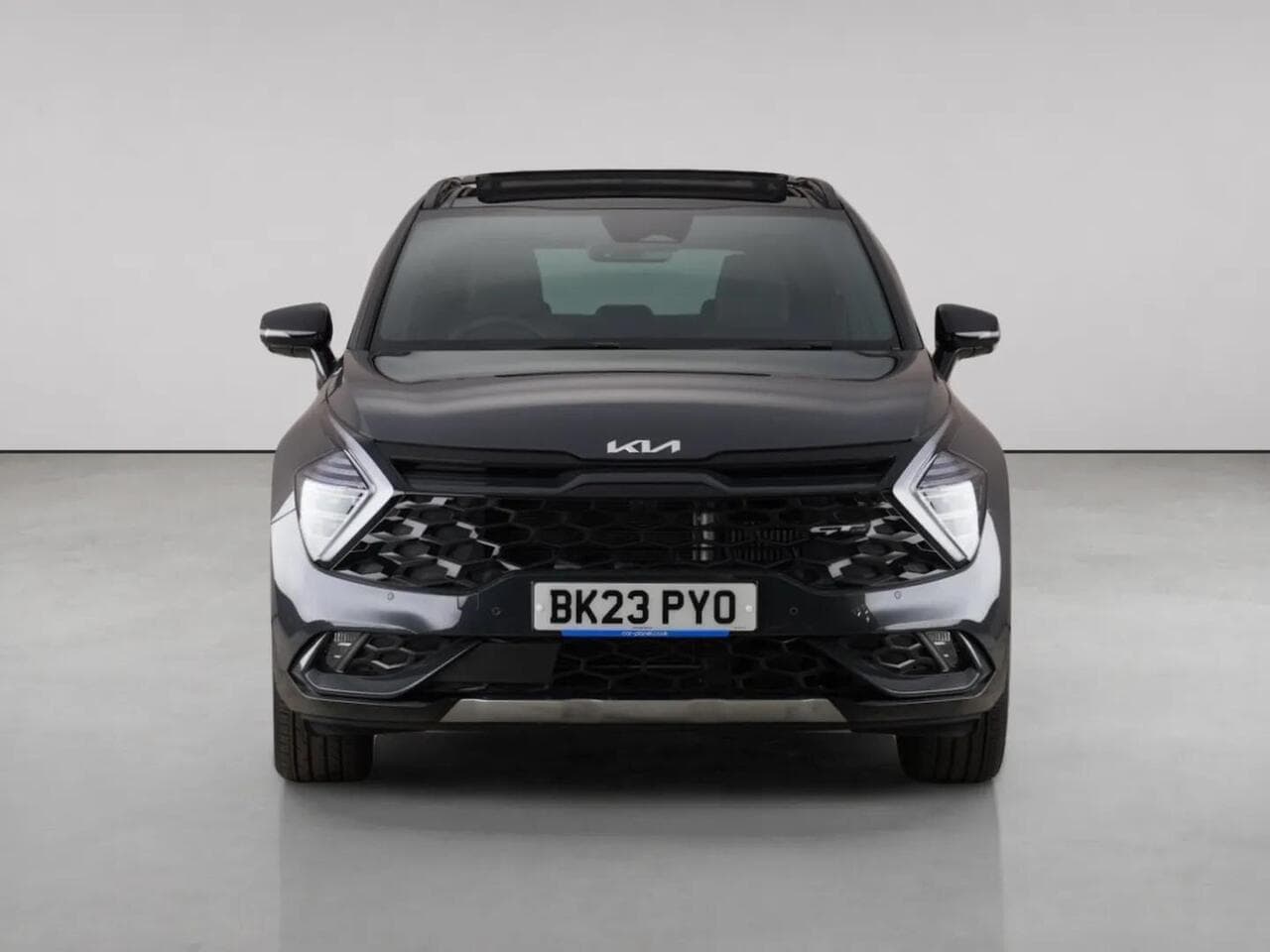 Kia Sportage thumbnail Front