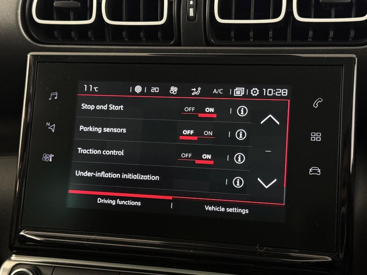 Citroen C3 Aircross thumbnail Infotainment System