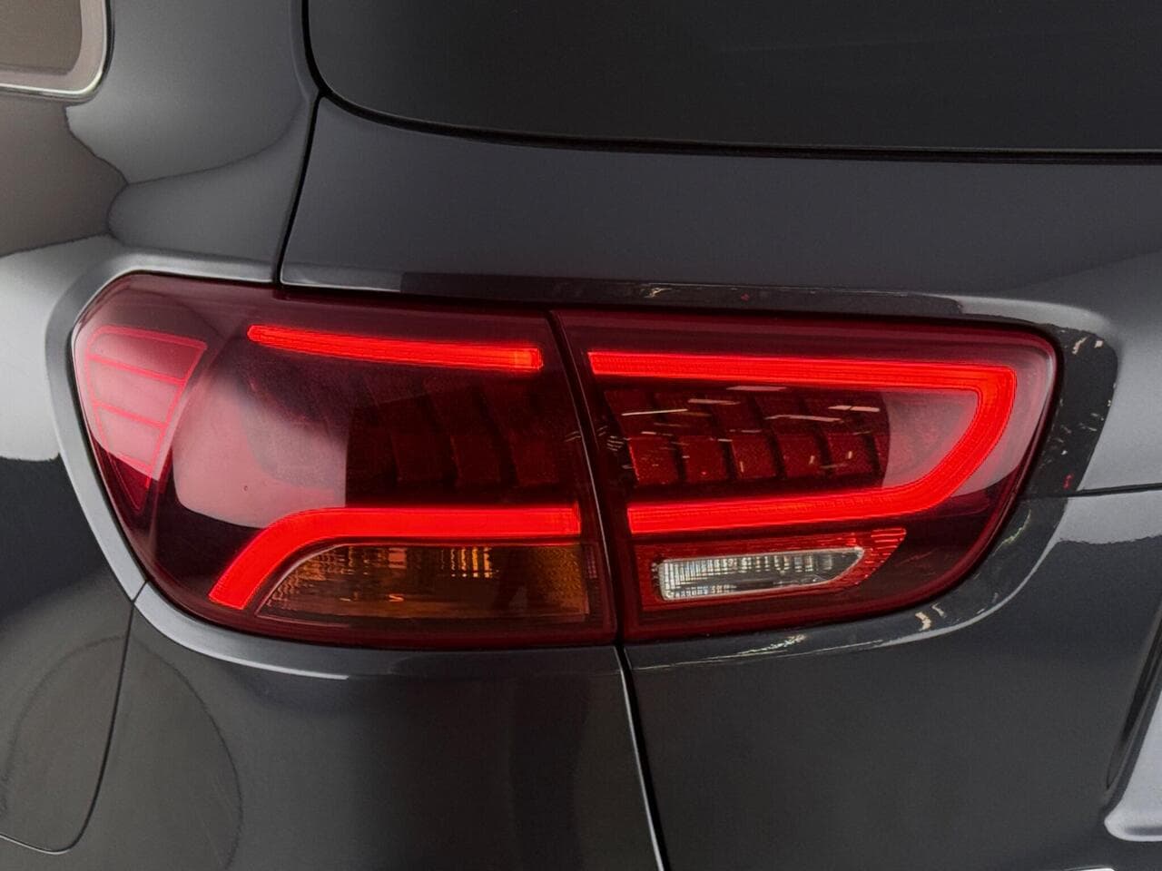 Kia Sorento thumbnail Lights Rear